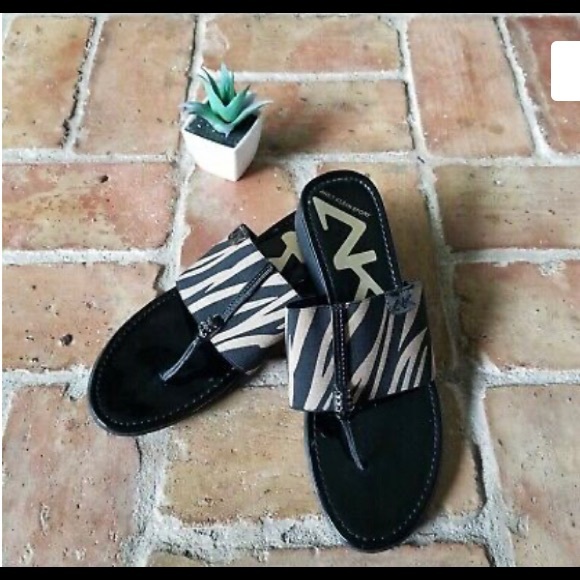 Anne Klein Sport Flip Flop Sandals. - Picture 2 of 2